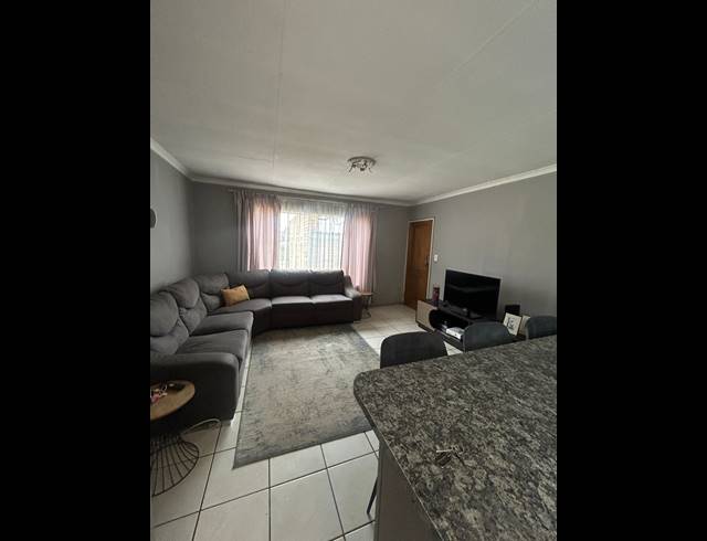 2 BEDROOM CLUSTER FOR SALE IN TERENURE